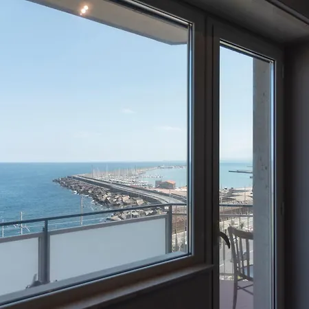 Apartman Martiri *